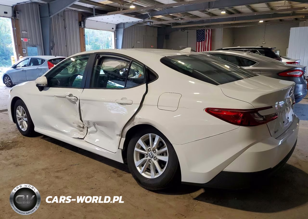 2025 Toyota Camry Le VIN:4T1DAACK3SU535204 - 2