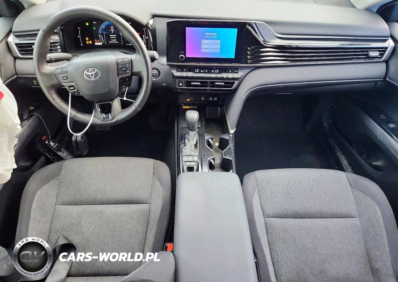 2025 Toyota Camry Le VIN:4T1DAACK3SU535204 - 8