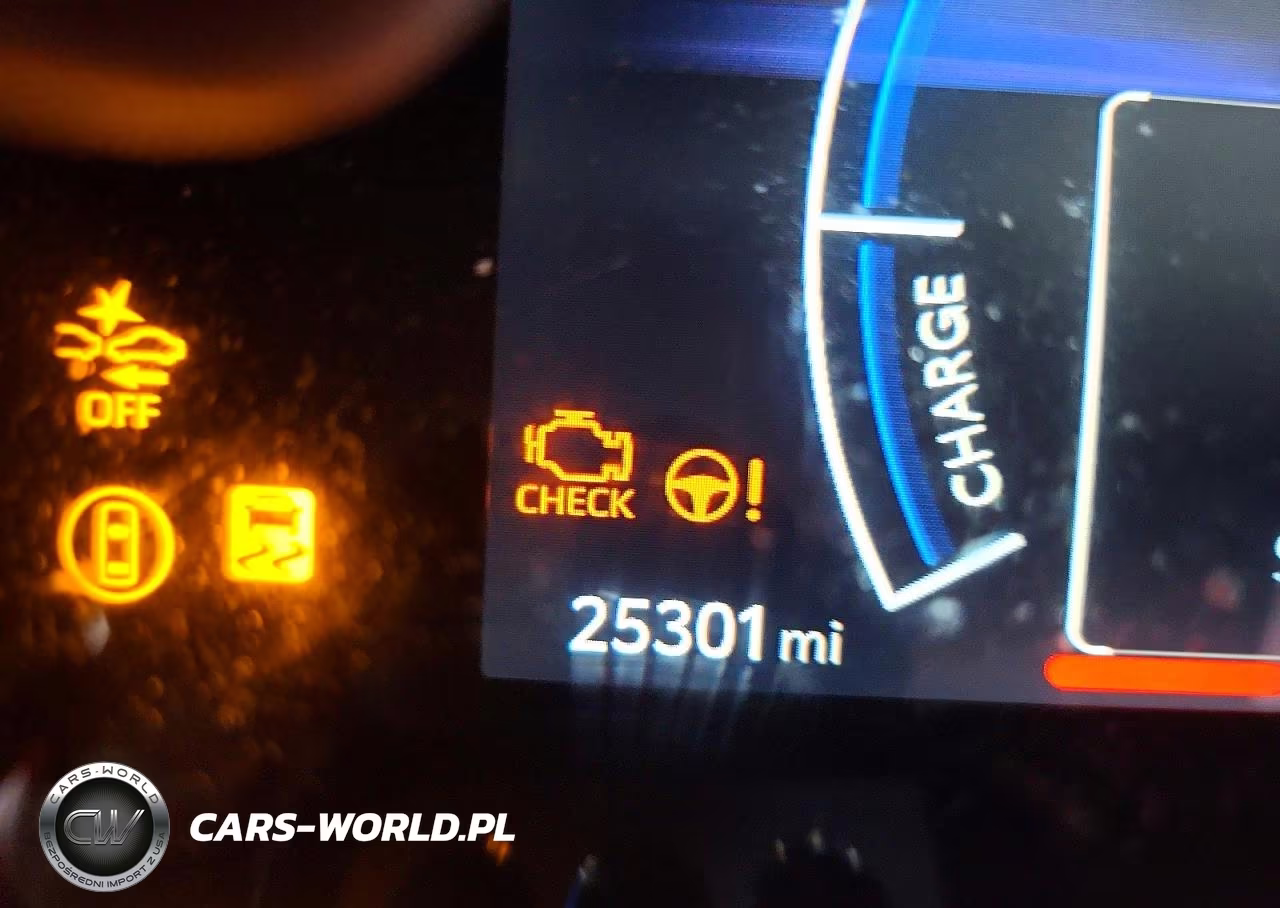 2025 Toyota Camry Le VIN:4T1DAACK3SU535204 - 9