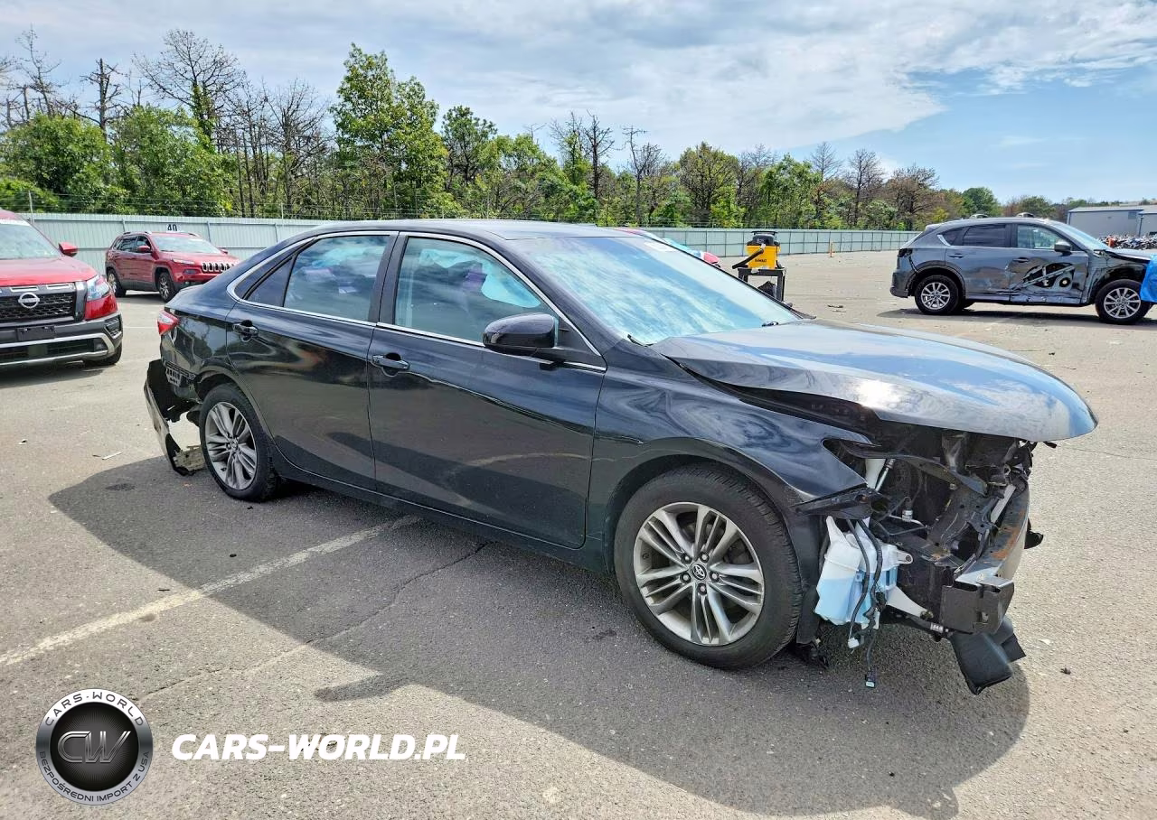 2016 Toyota Camry Se VIN:4T1BF1FK2GU152396 - 4