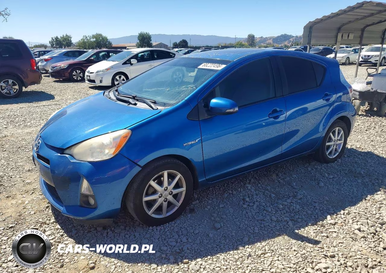 2013 Toyota Prius C Four
