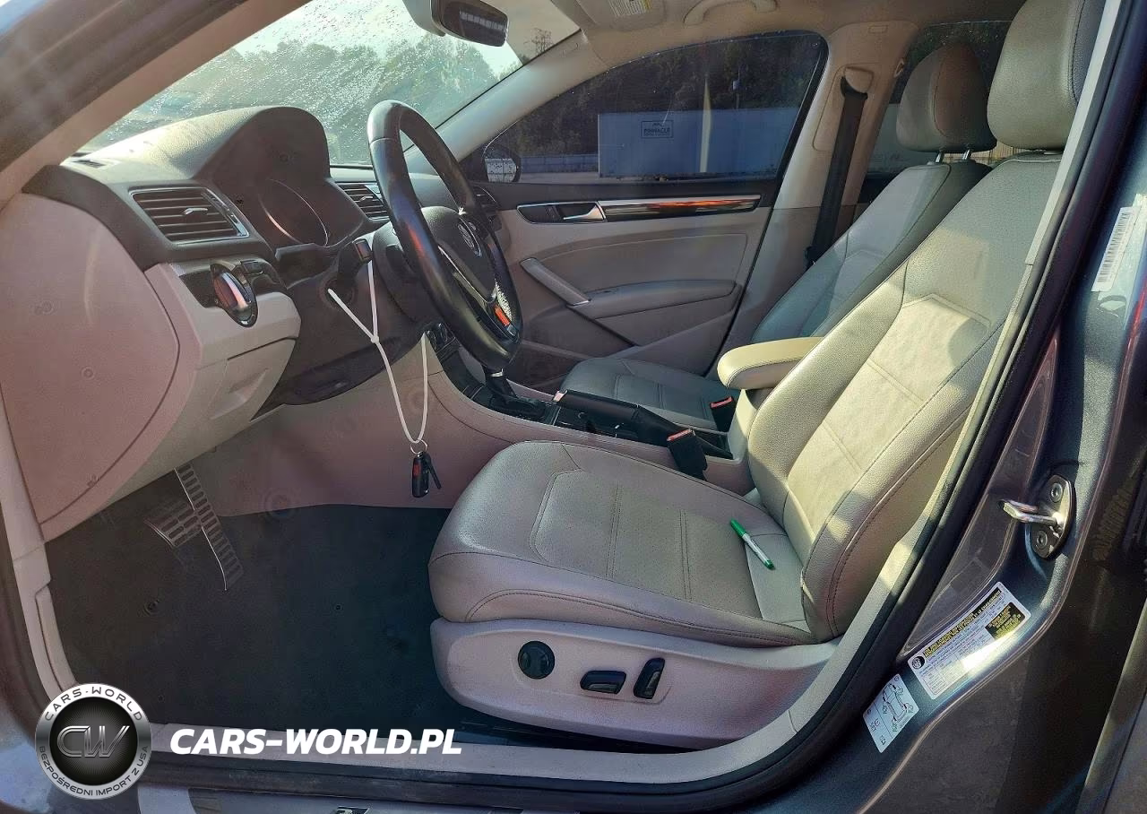 2019 Volkswagen Passat Se R-Line VIN:1VWMA7A30KC001888 - 7