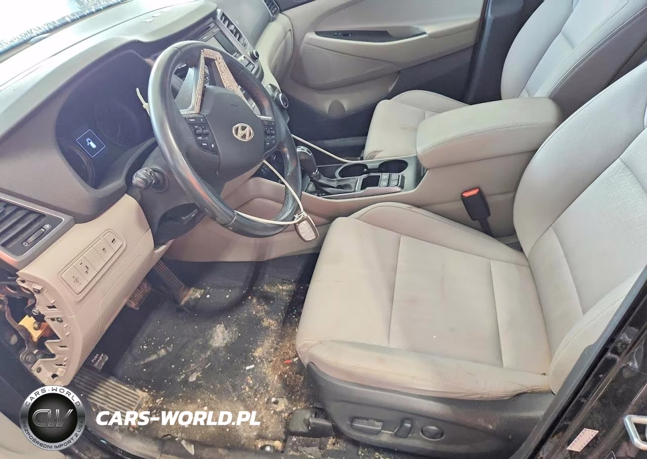 2017 Hyundai Tucson Sport VIN:KM8J3CA28HU444742 - 7