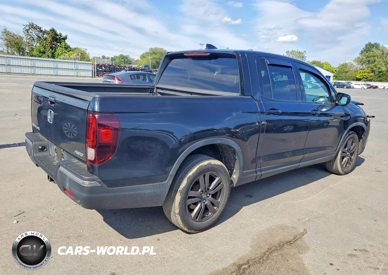 2020 Honda Ridgeline Sport VIN:5FPYK3F15LB022314 - 3