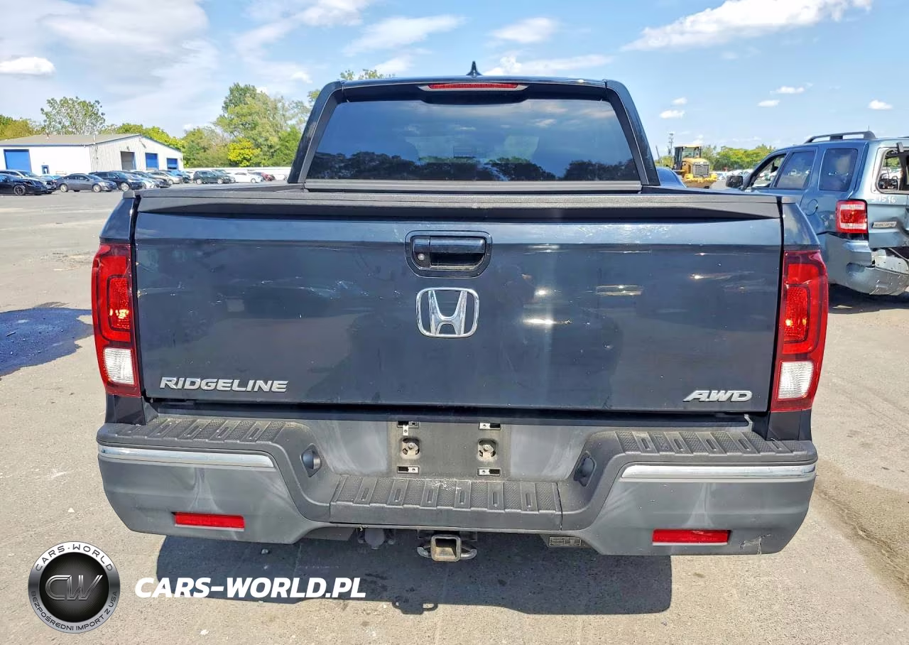 2020 Honda Ridgeline Sport VIN:5FPYK3F15LB022314 - 6