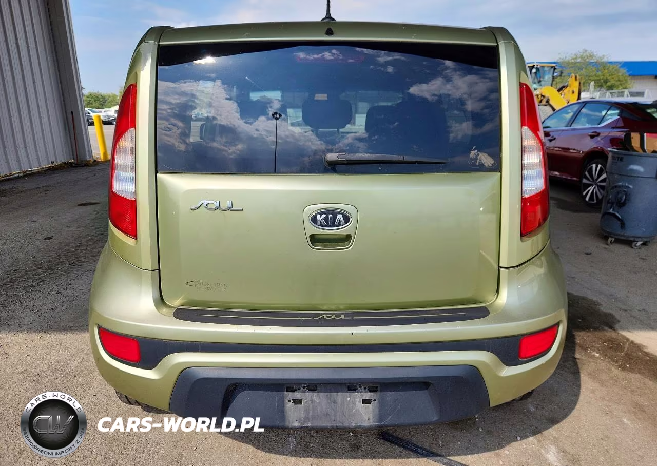 2012 Kia Soul + VIN:KNDJT2A62C7477776 - 6
