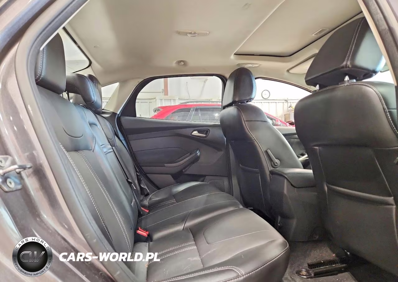 2012 Ford Focus Sel VIN:1FAHP3H21CL421756 - 10