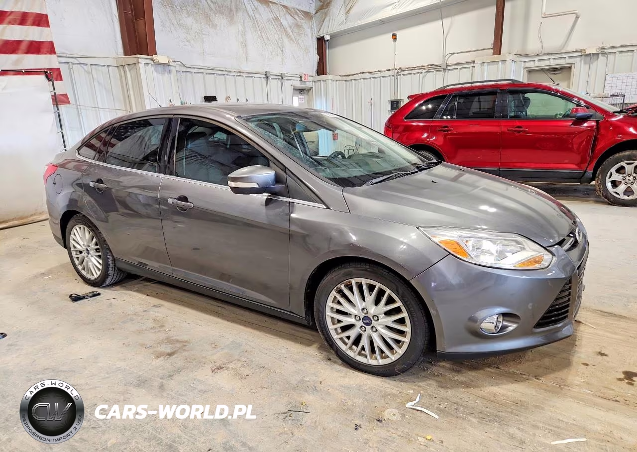 2012 Ford Focus Sel VIN:1FAHP3H21CL421756 - 4
