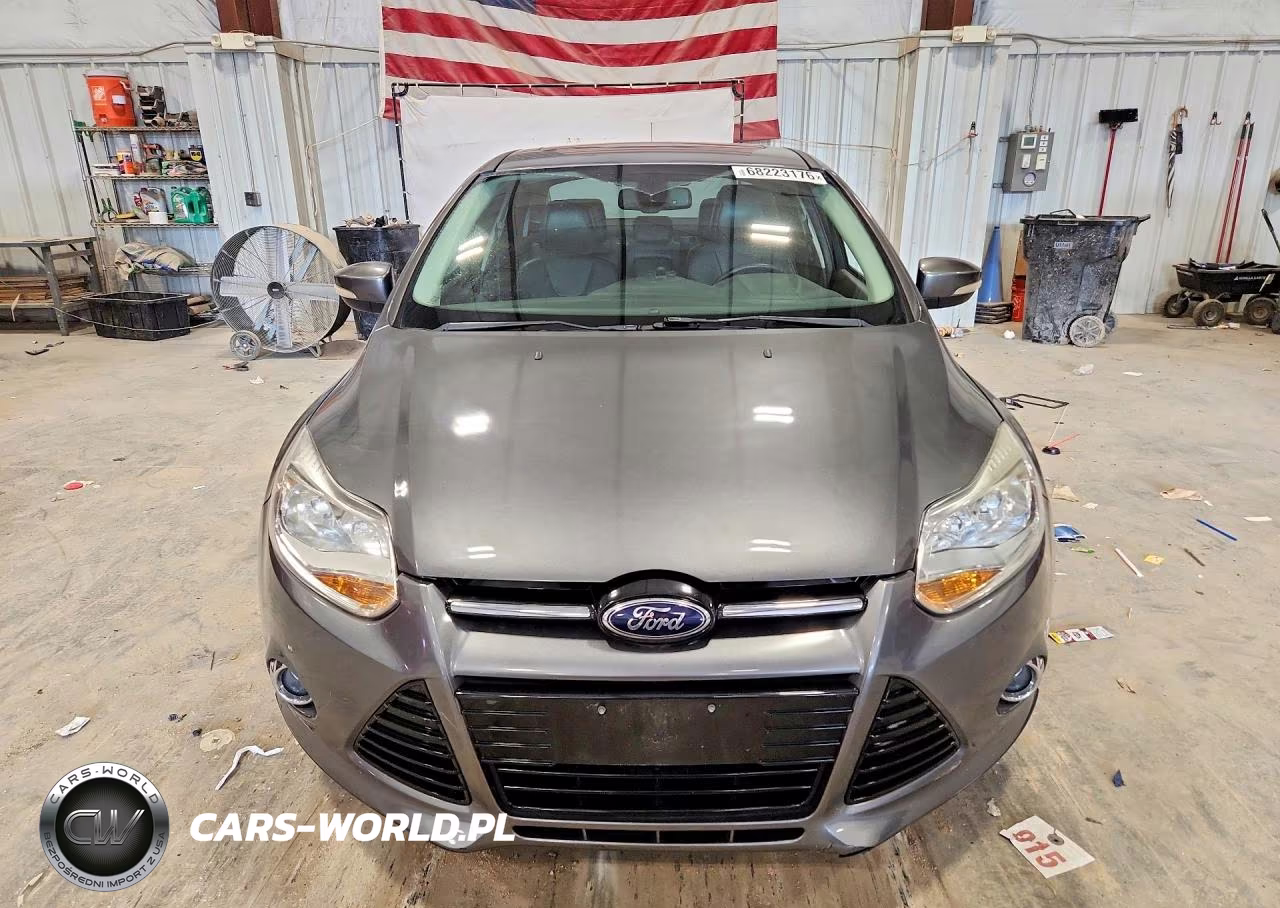 2012 Ford Focus Sel VIN:1FAHP3H21CL421756 - 5