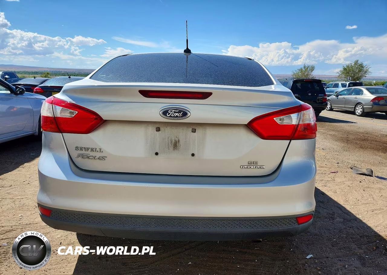 2014 Ford Focus Se VIN:1FADP3F22EL254019 - 6