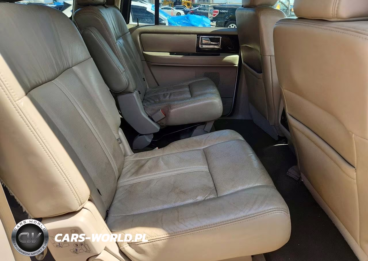 2016 Lincoln Navigator L Select VIN:5LMJJ3HTXGEL12155 - 11