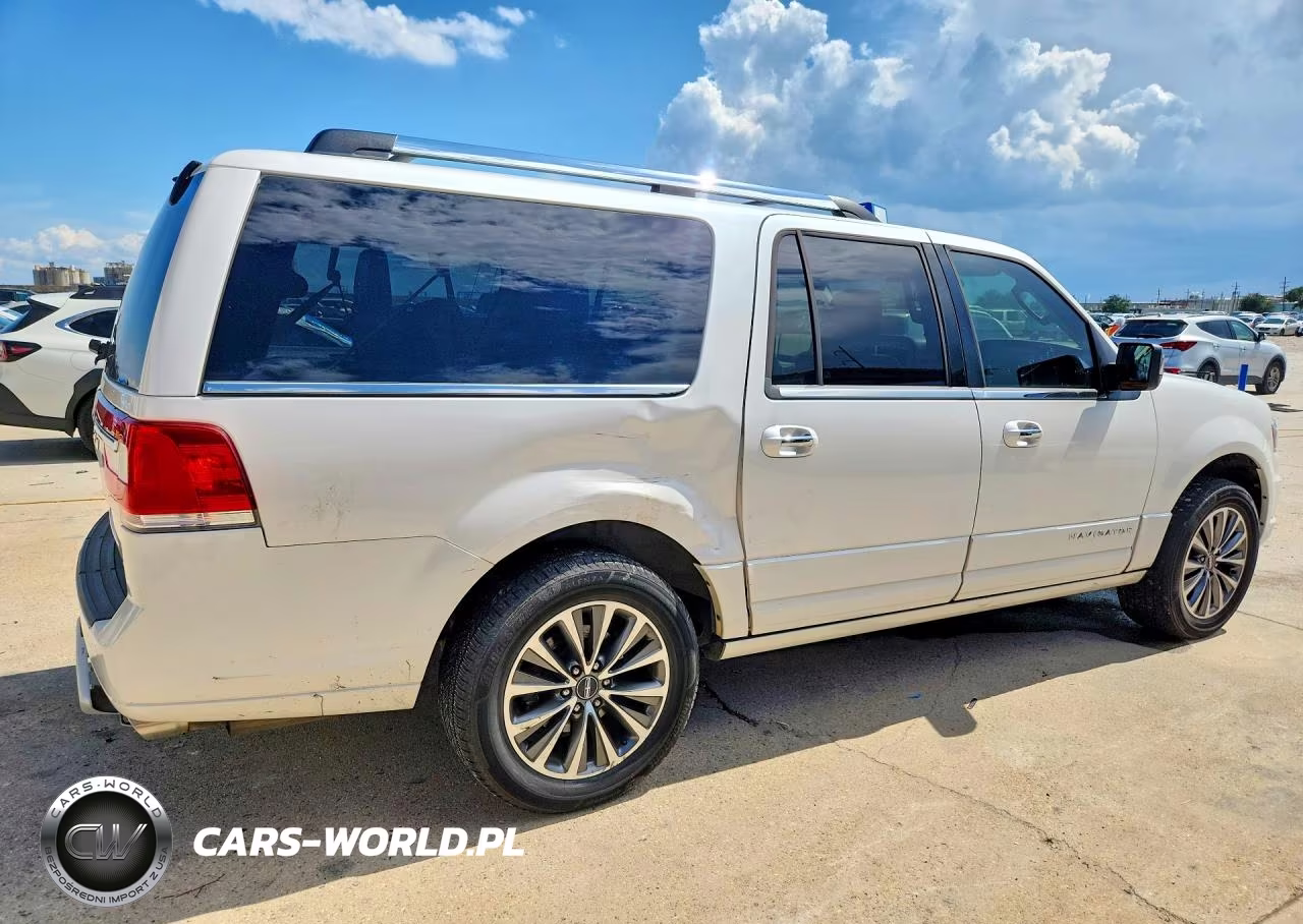 2016 Lincoln Navigator L Select VIN:5LMJJ3HTXGEL12155 - 3