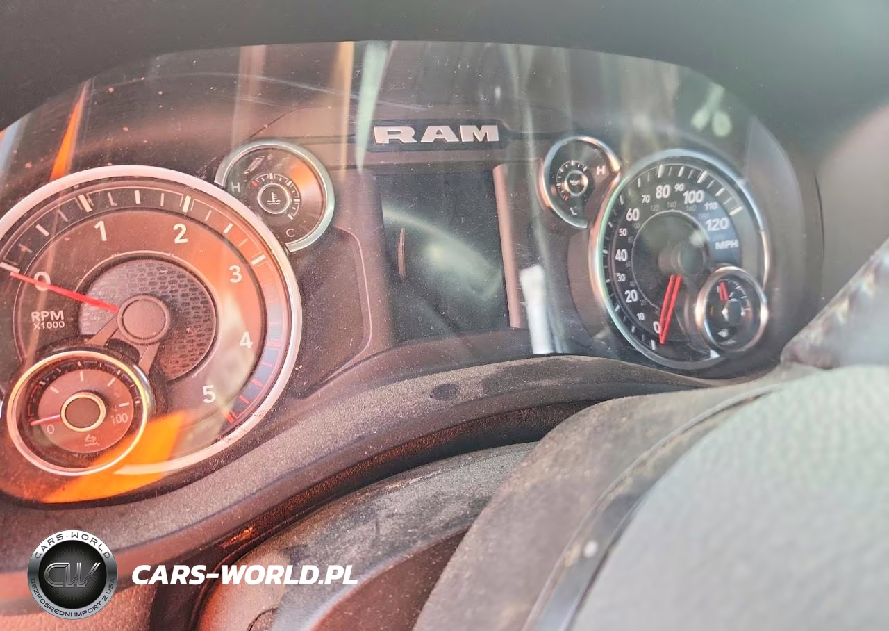 2021 Ram 2500 Big Horn VIN:3C6UR5DL6MG557769 - 9