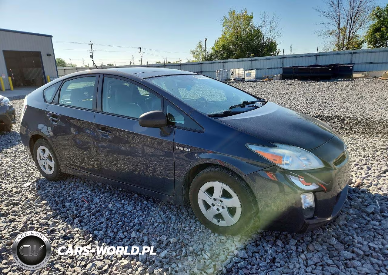 2011 Toyota Prius Four VIN:JTDKN3DU3B5349264 - 4