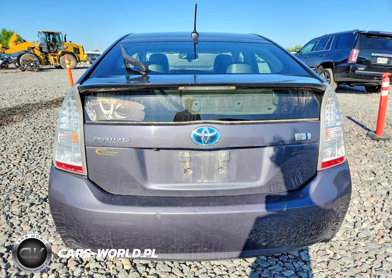 2011 Toyota Prius Four VIN:JTDKN3DU3B5349264 - 6