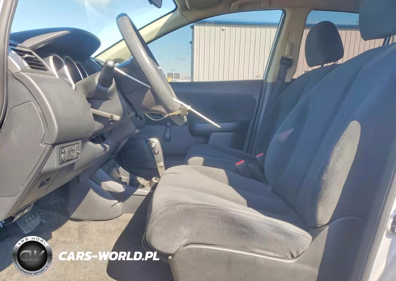 2010 Nissan Versa 1.8 S VIN:3N1BC1CP3AL359722 - 7