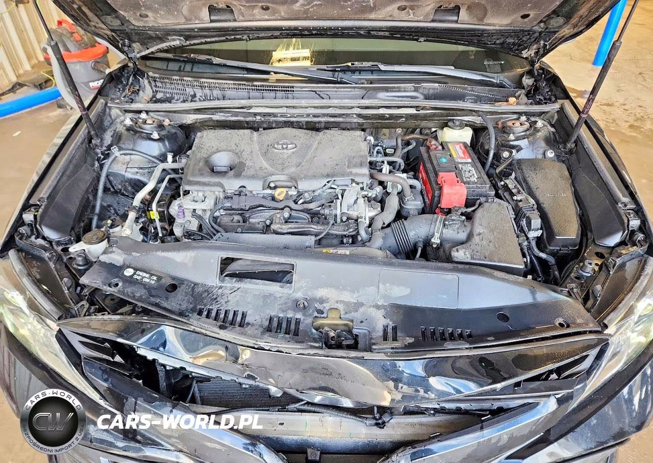 2018 Toyota Camry Le VIN:4T1B11HK2JU034125 - 11