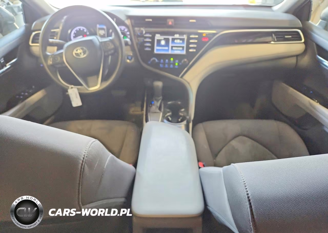 2018 Toyota Camry Le VIN:4T1B11HK2JU034125 - 8