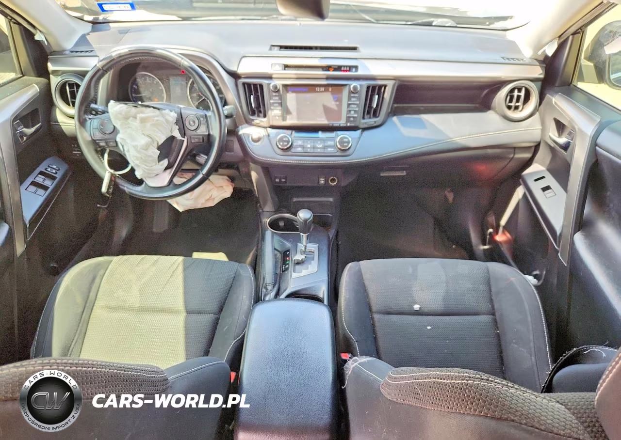 2018 Toyota Rav4 Xle VIN:JTMWFREVXJJ729362 - 8