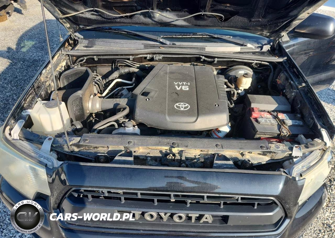 2015 Toyota Tacoma V6 VIN:3TMLU4EN5FM166839 - 11