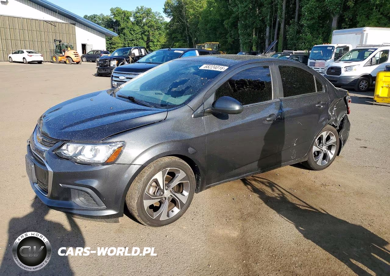 2020 Chevrolet Sonic VIN:1G1JF5SB2L4119642 - 1