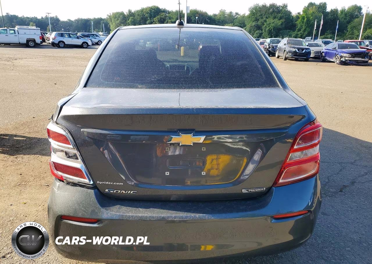 2020 Chevrolet Sonic VIN:1G1JF5SB2L4119642 - 6