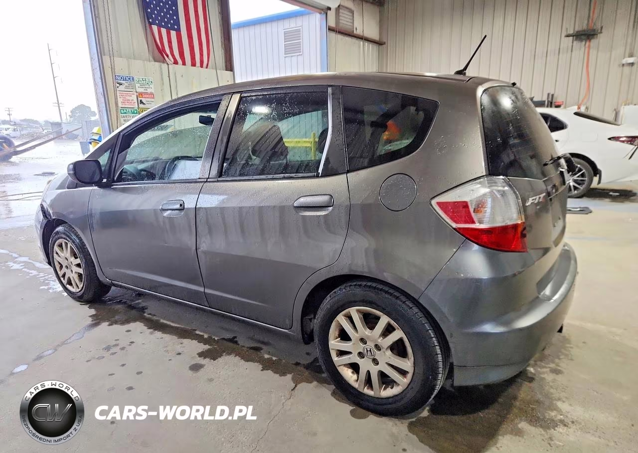 2013 Honda Fit VIN:JHMGE8H38DC034400 - 2