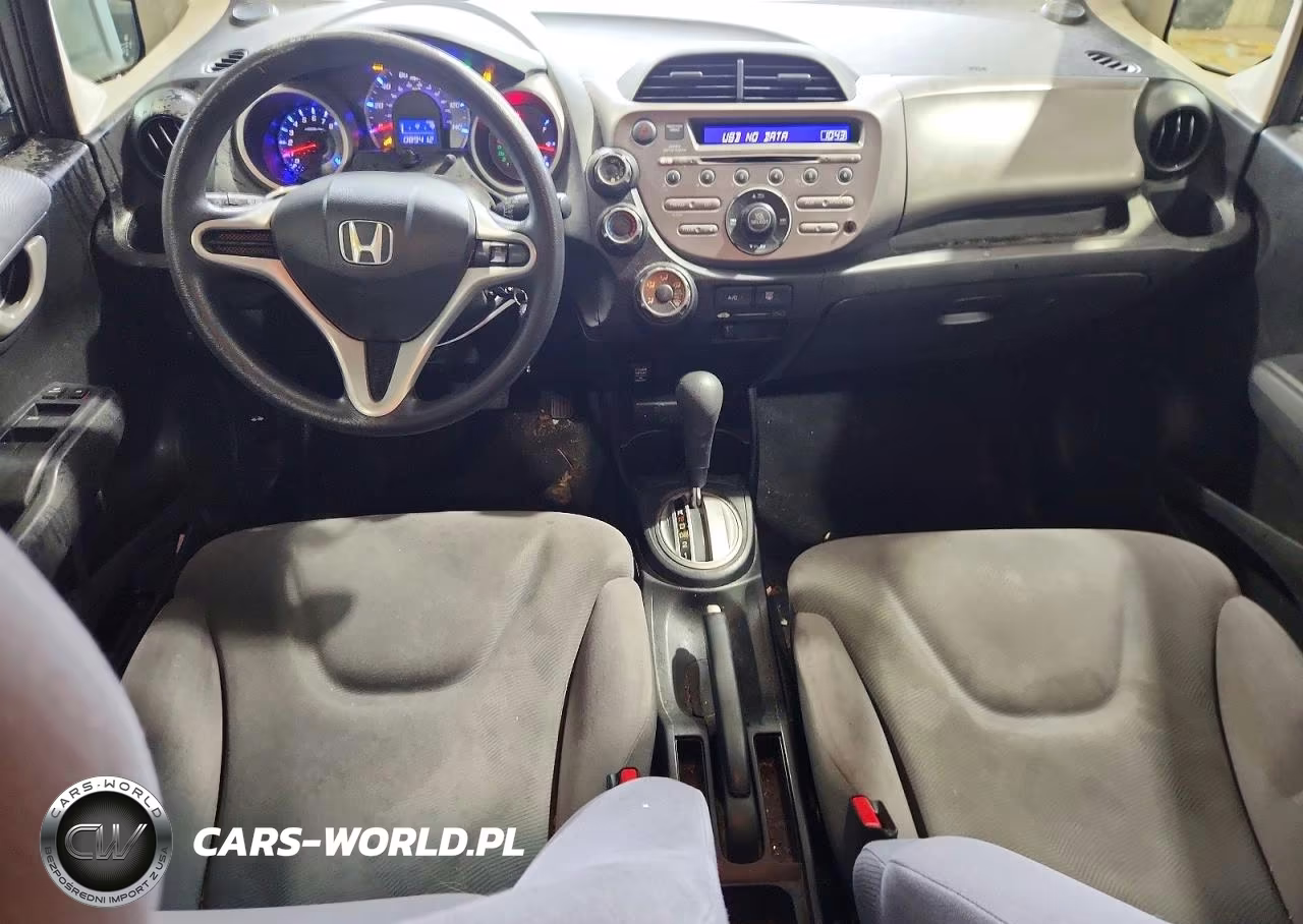 2013 Honda Fit VIN:JHMGE8H38DC034400 - 8