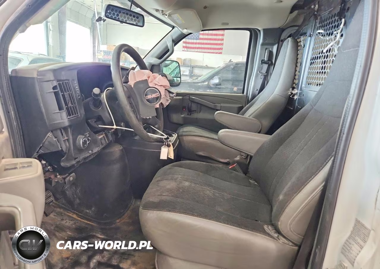 2019 GMC Savana G2500 VIN:1GTW7AFG6K1340041 - 7