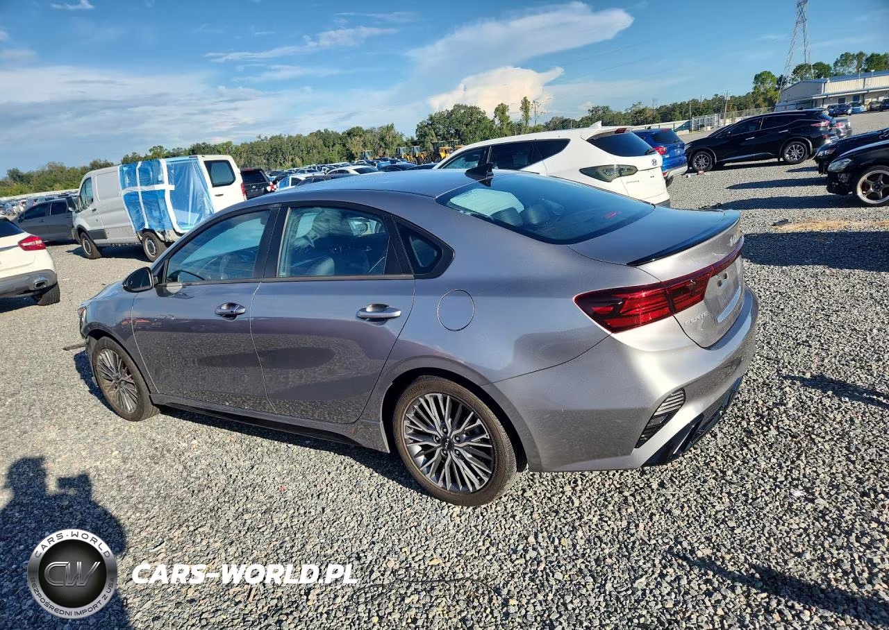 2023 Kia Forte Gt Line VIN:3KPF54AD2PE621830 - 2