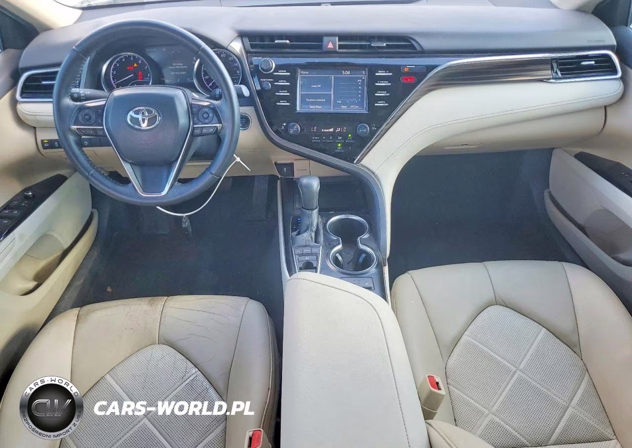 2018 Toyota Camry Xle VIN:4T1B11HK0JU111672 - 8