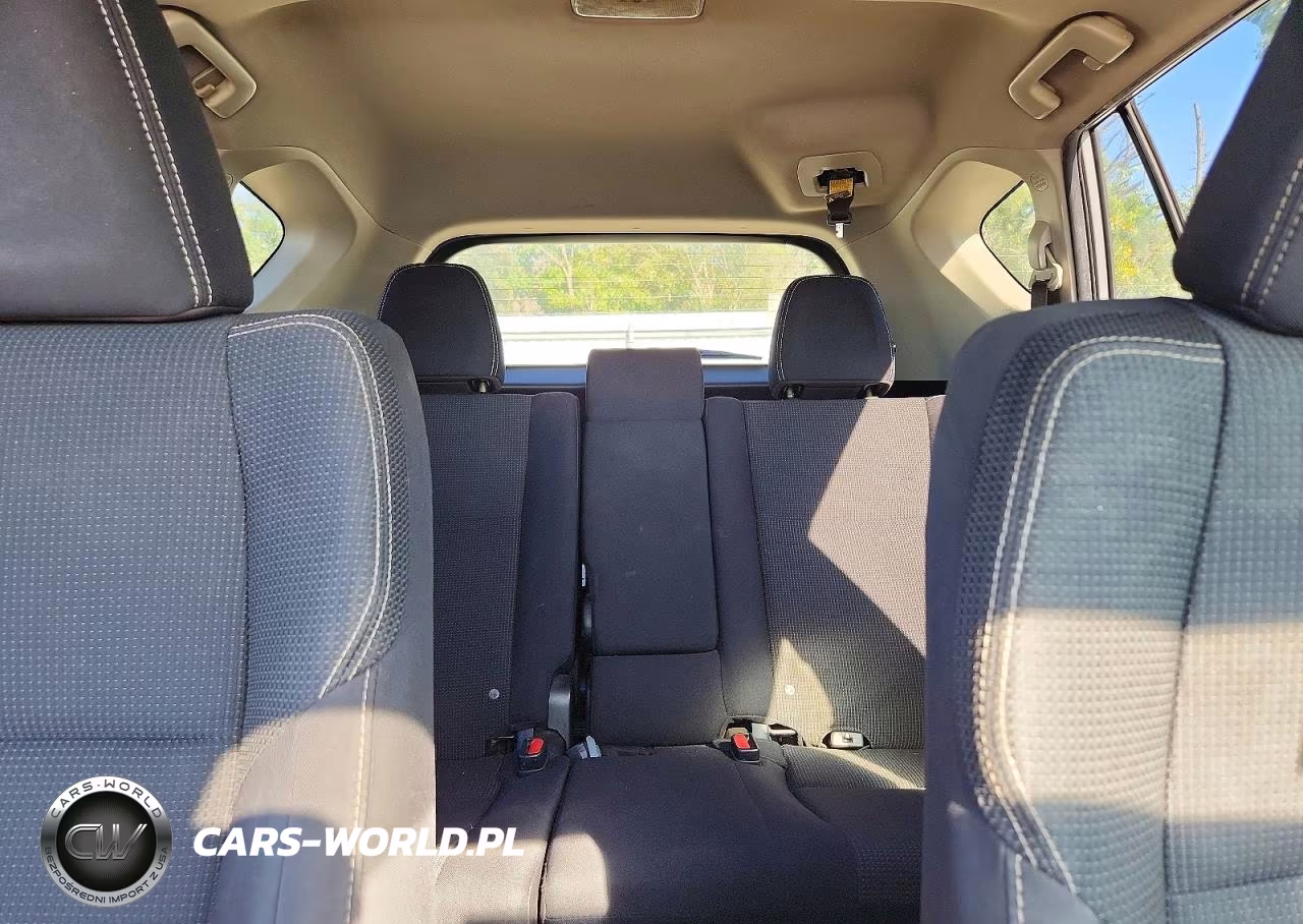 2018 Toyota Rav4 Xle VIN:JTMRFREV8JD237554 - 10