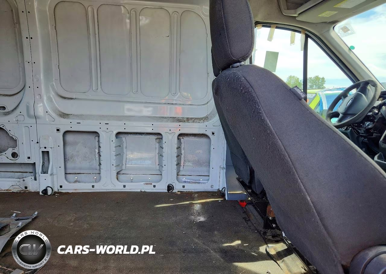 2016 Ford Transit 250 Delivery Van VIN:1FTYR3XM3GKA31051 - 10