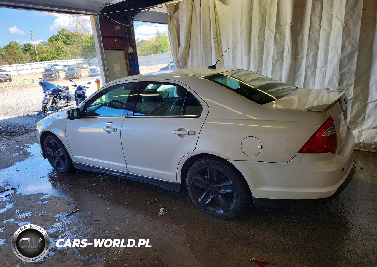 2011 Ford Fusion Sport VIN:3FAHP0KC1BR208399 - 2