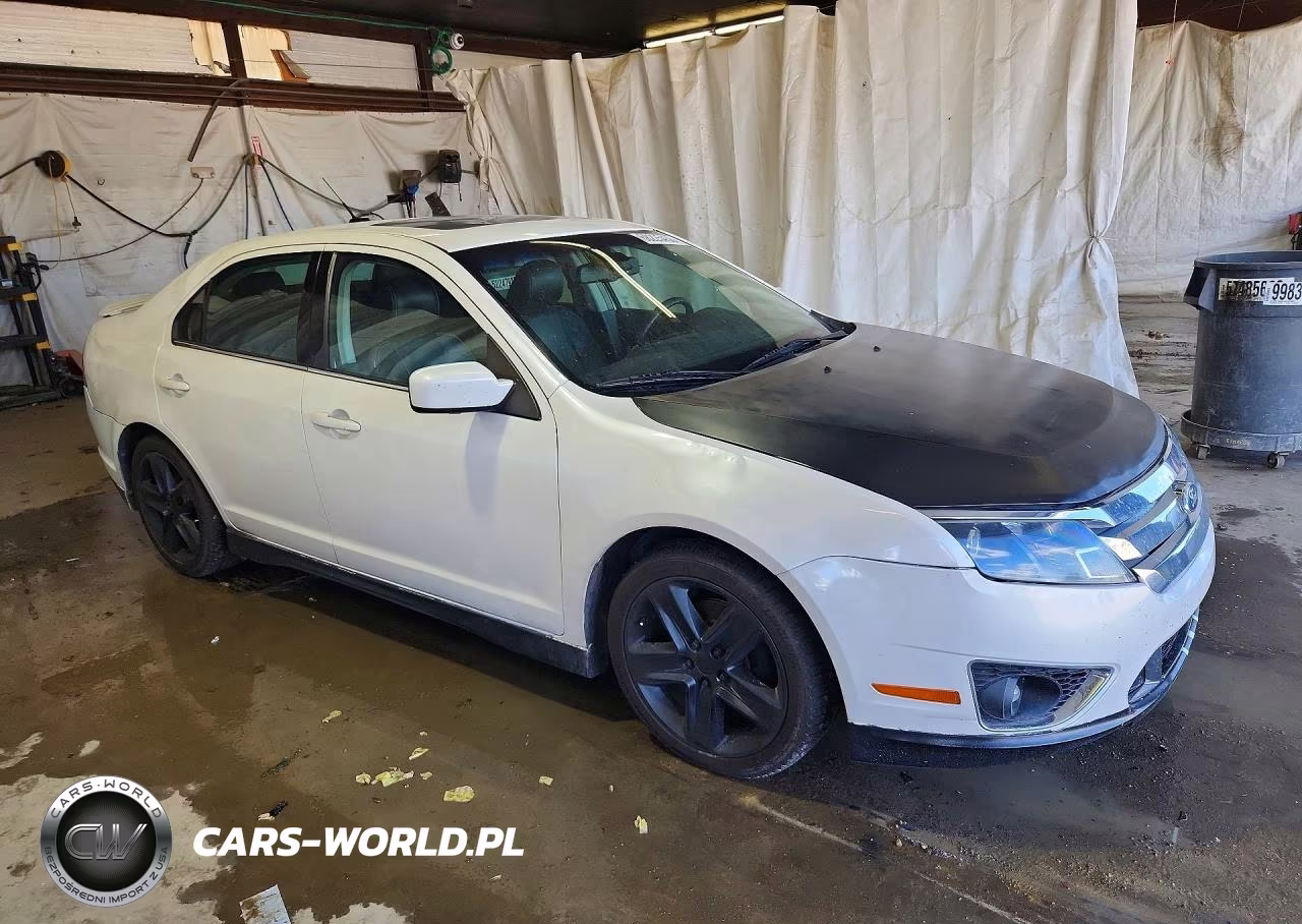 2011 Ford Fusion Sport VIN:3FAHP0KC1BR208399 - 4
