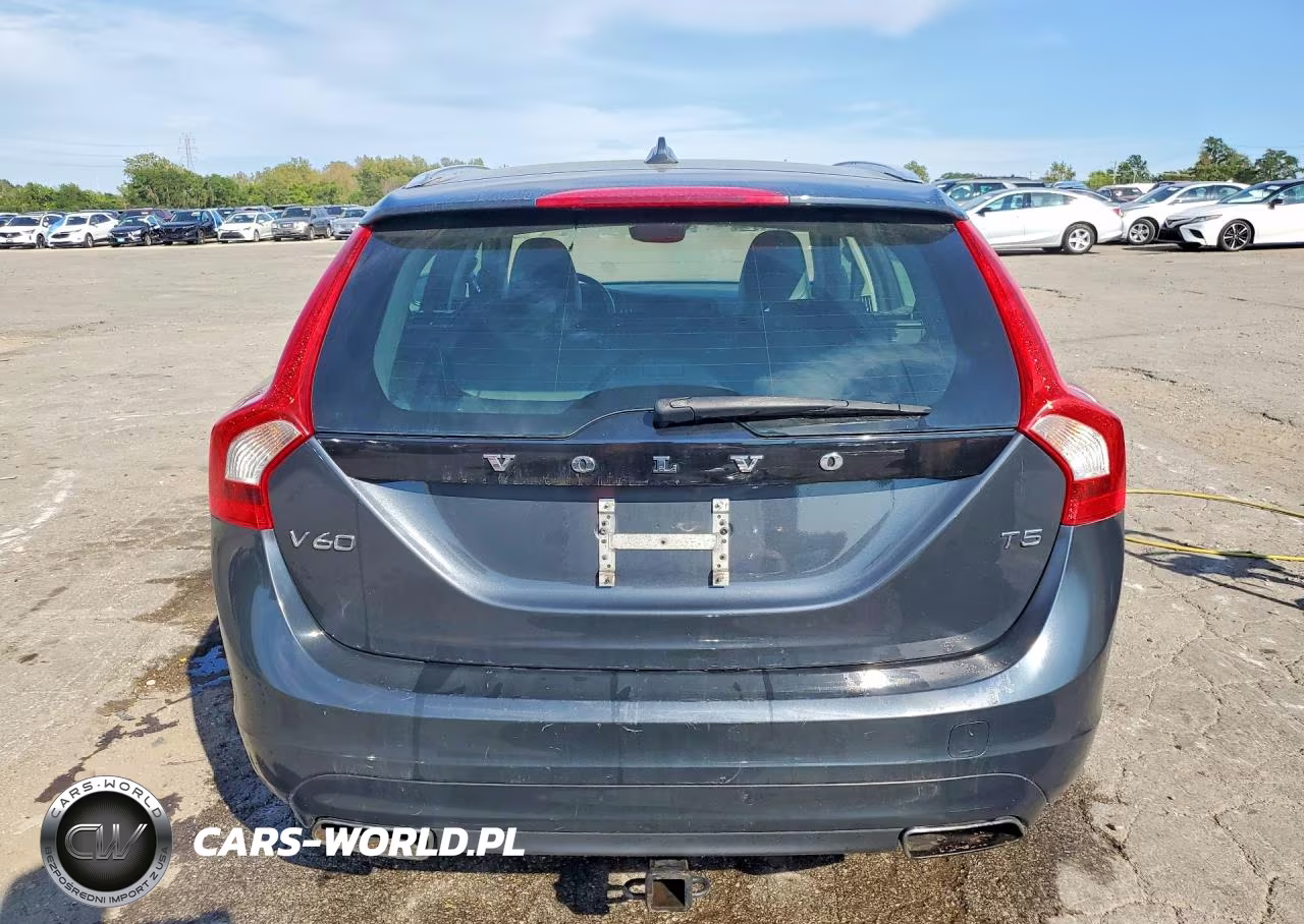 2016 Volvo V60 T5 Premier VIN:YV140MEK0G1300946 - 6