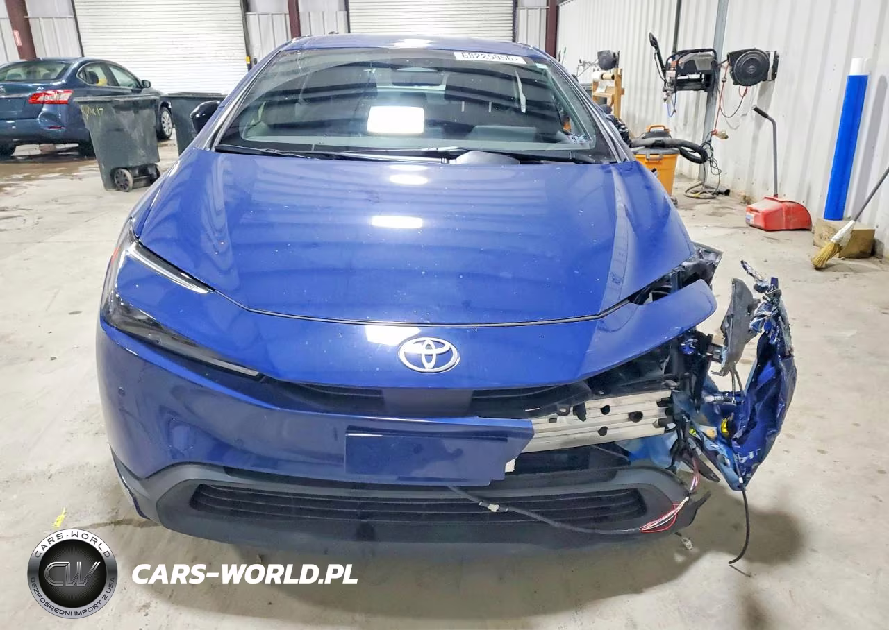 2026 Toyota Prius Le VIN:JTDACAAU5T3067764 - 5
