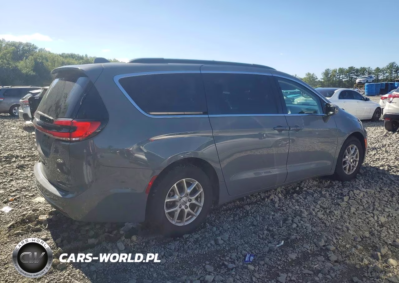 2022 Chrysler Pacifica Touring L VIN:2C4RC1BG6NR191810 - 3