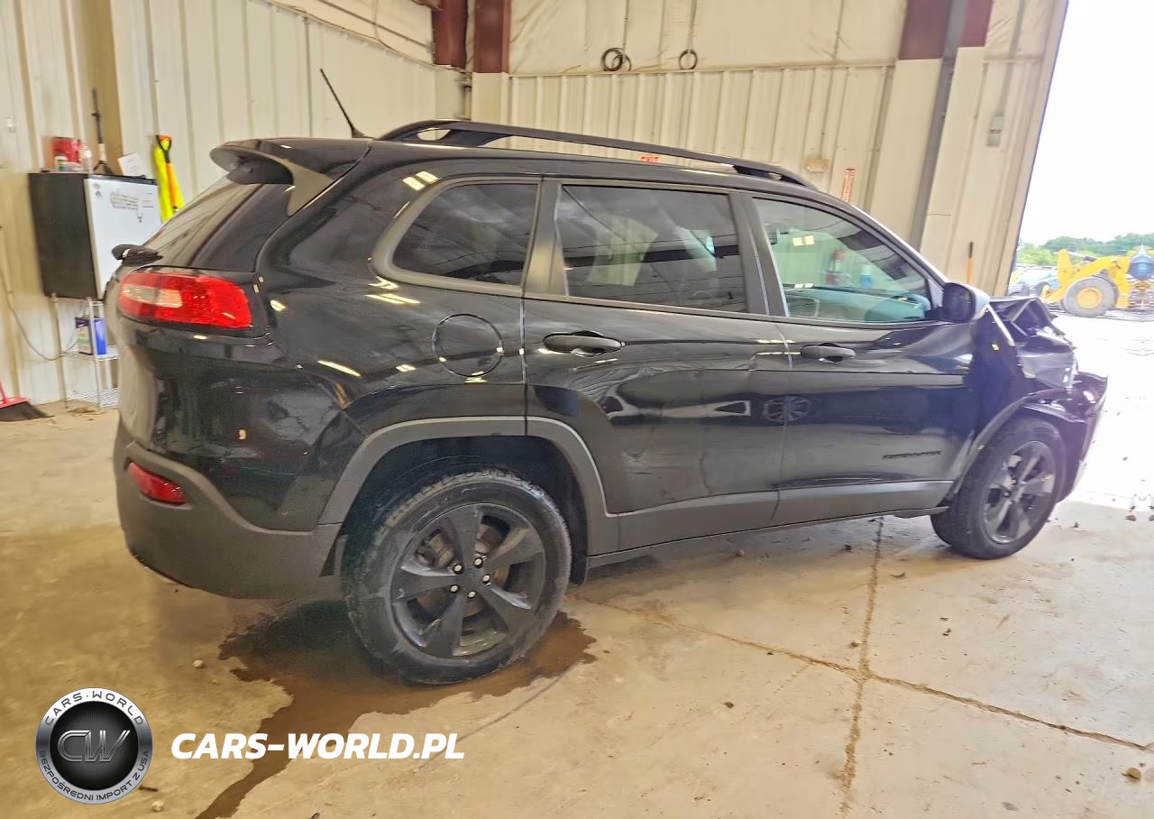 2017 Jeep Cherokee Sport VIN:1C4PJLAS9HW624028 - 3