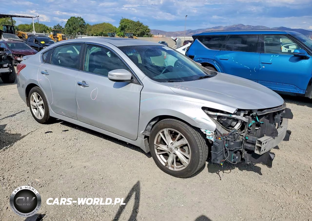 2013 Nissan Altima 2.5 VIN:1N4AL3AP3DN580027 - 4