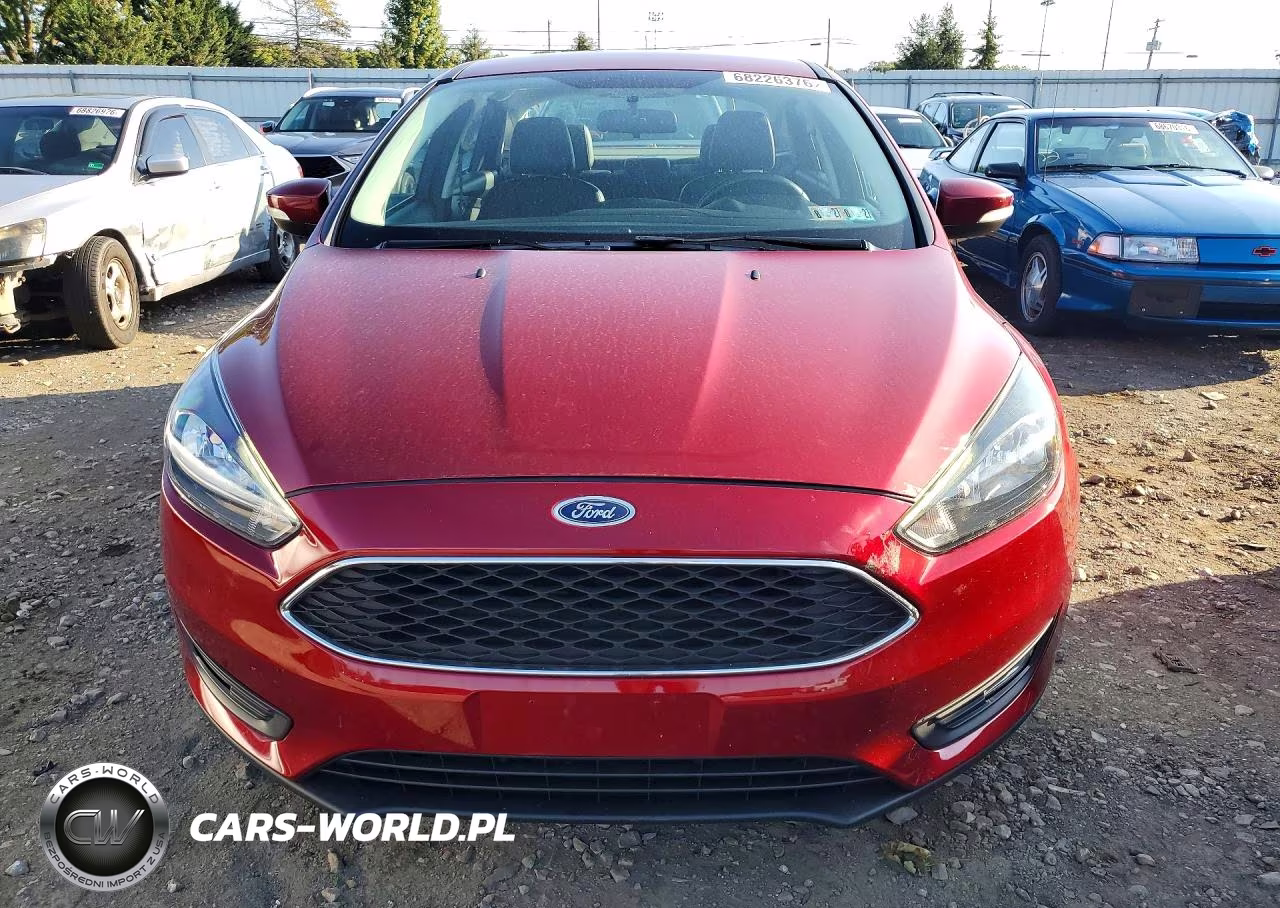 2015 Ford Focus Se VIN:1FADP3F22FL264535 - 5