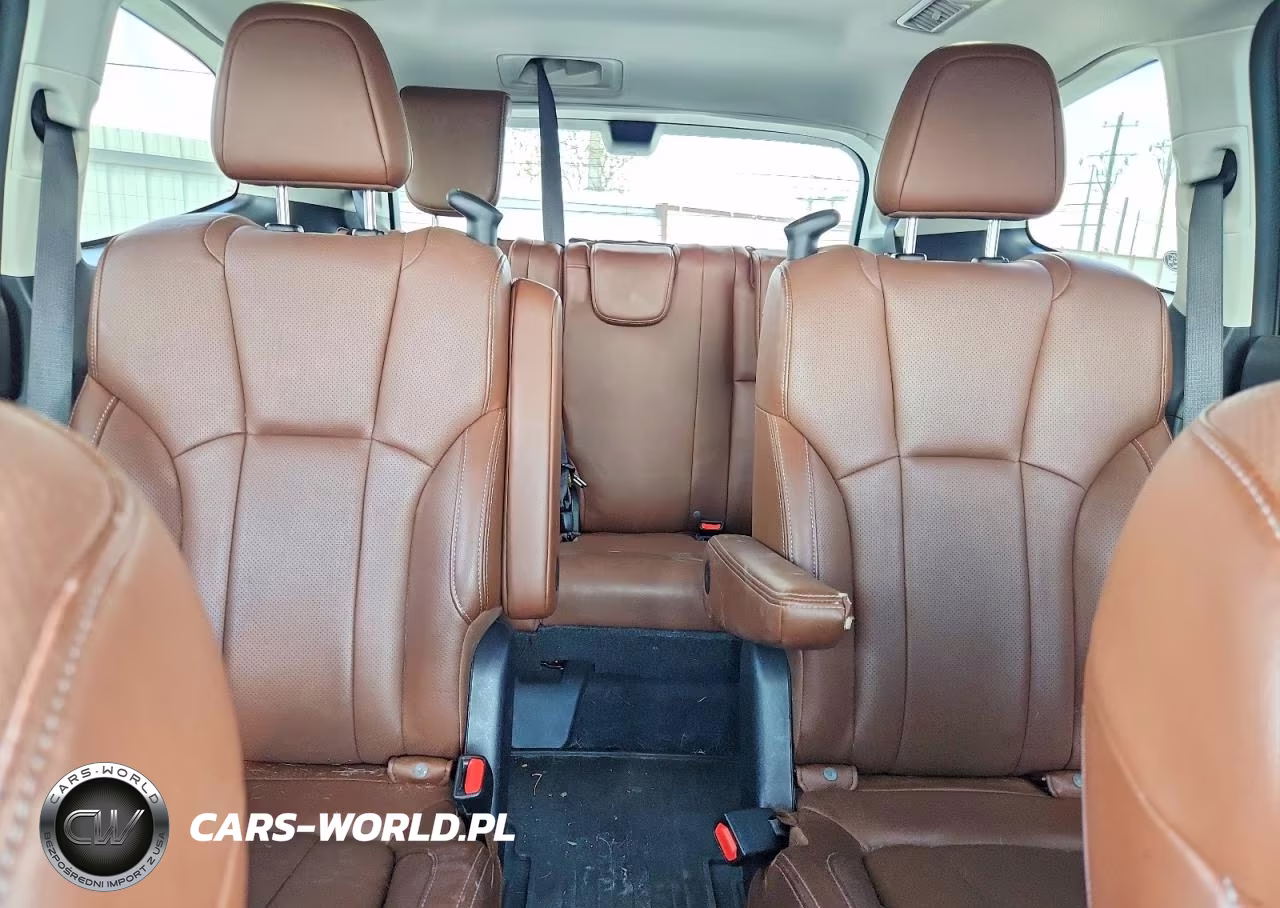 2021 Subaru Ascent Touring VIN:4S4WMARD3M3438246 - 10