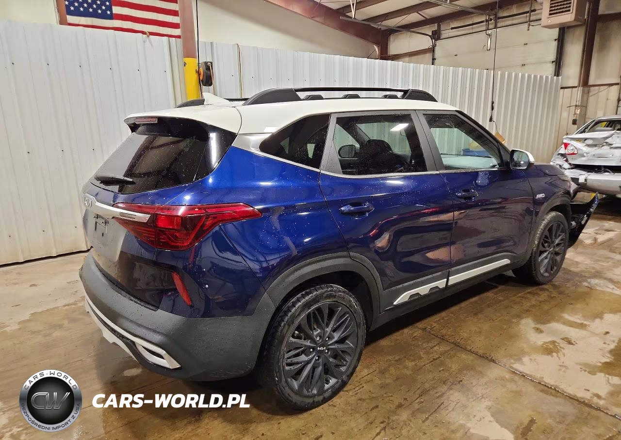2023 Kia Seltos Nightfall VIN:KNDEUCA27P7418570 - 3