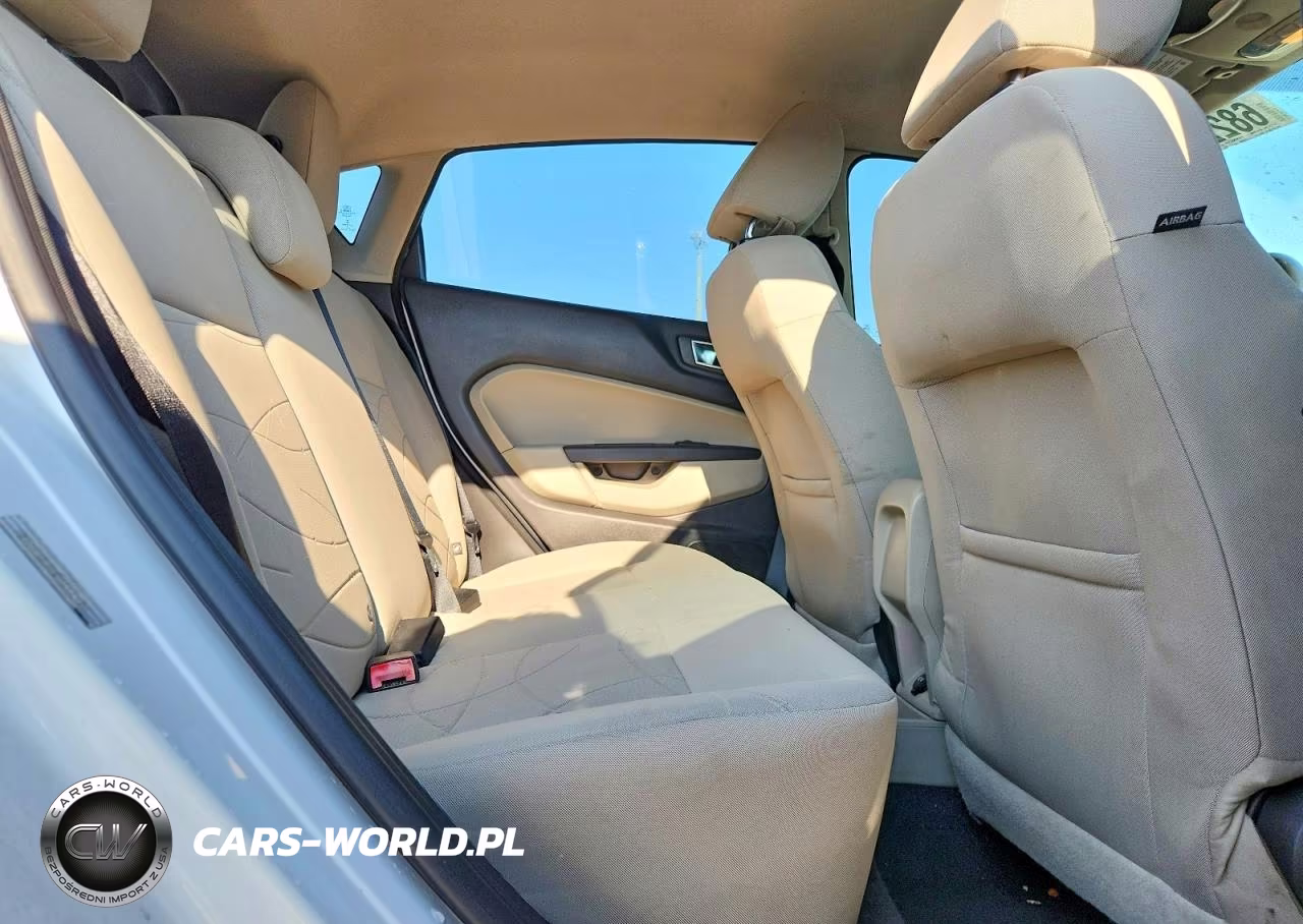 2015 Ford Fiesta Se VIN:3FADP4EJ2FM111490 - 10