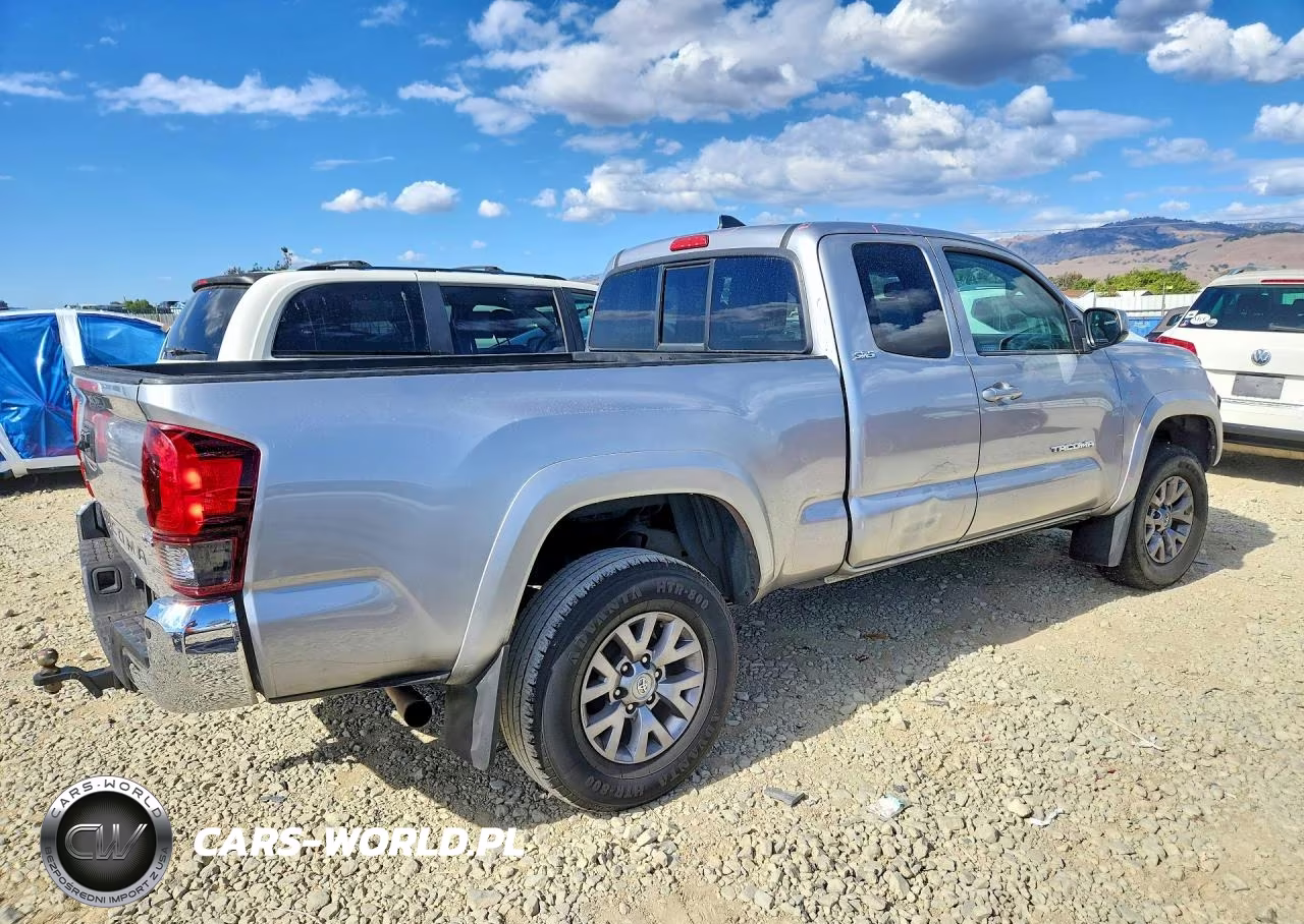 2019 Toyota Tacoma Sr5 V6 VIN:5TFSZ5ANXKX181530 - 3