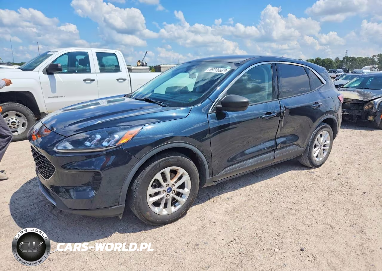 2022 Ford Escape Se