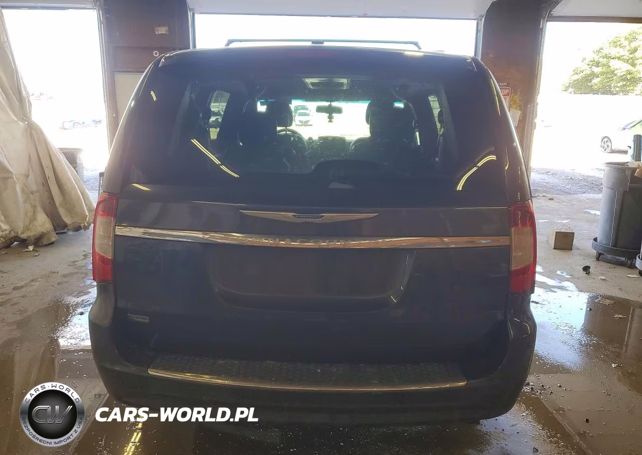 2014 Chrysler Town & Country Touring VIN:2C4RC1BG9ER434395 - 6