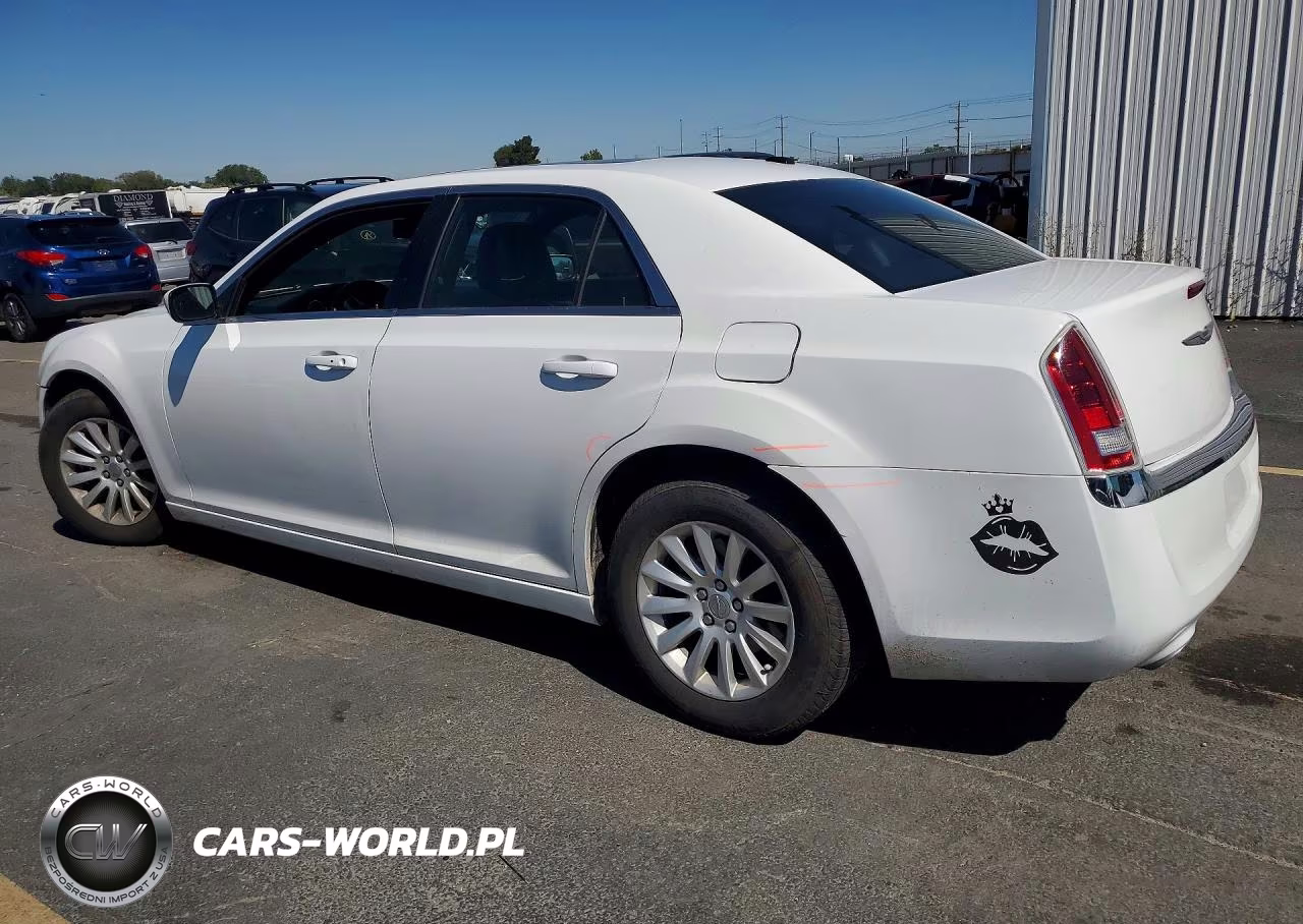 2014 Chrysler 300 VIN:2C3CCAAG7EH217784 - 2