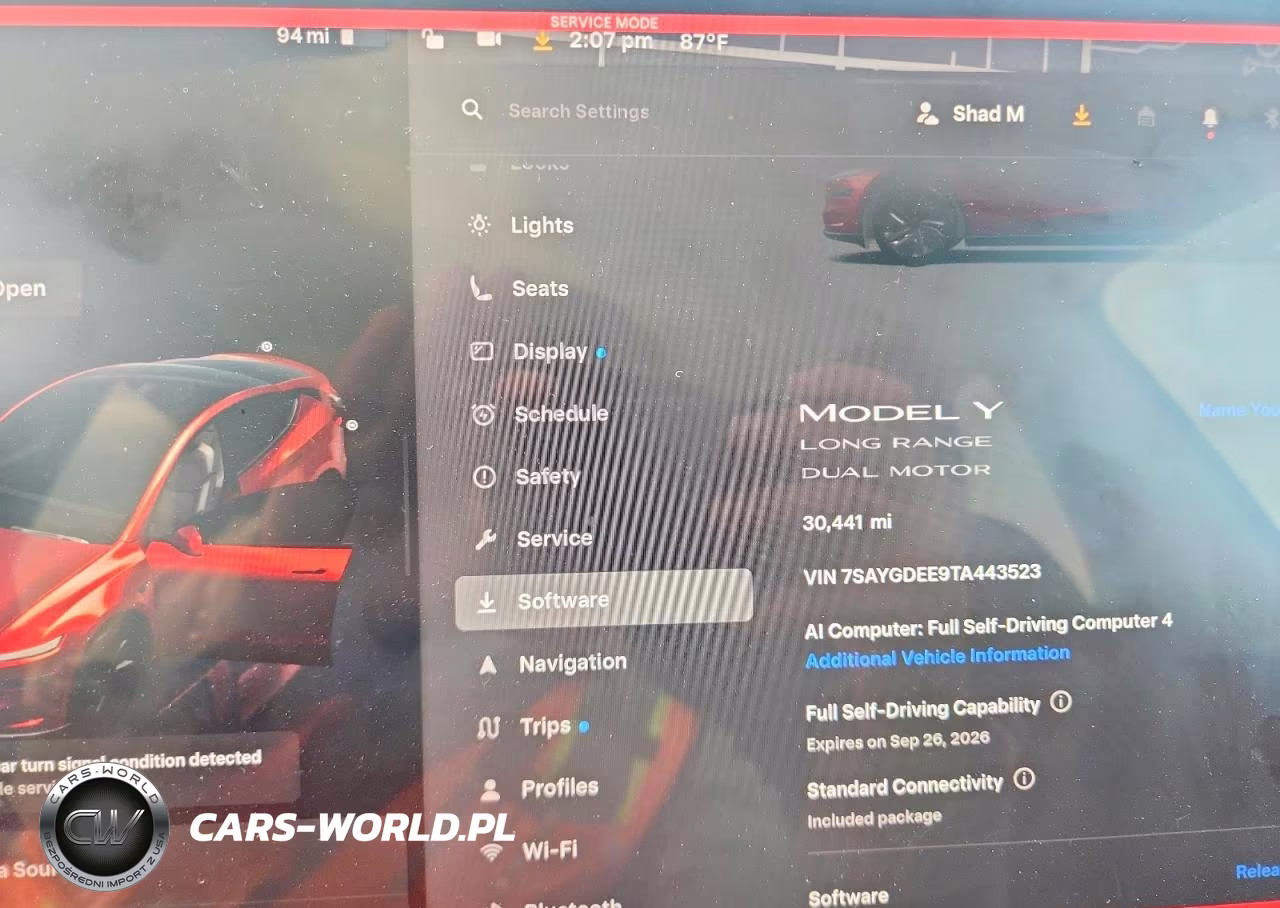 2026 Tesla Model Y VIN:7SAYGDEE9TA443523 - 9