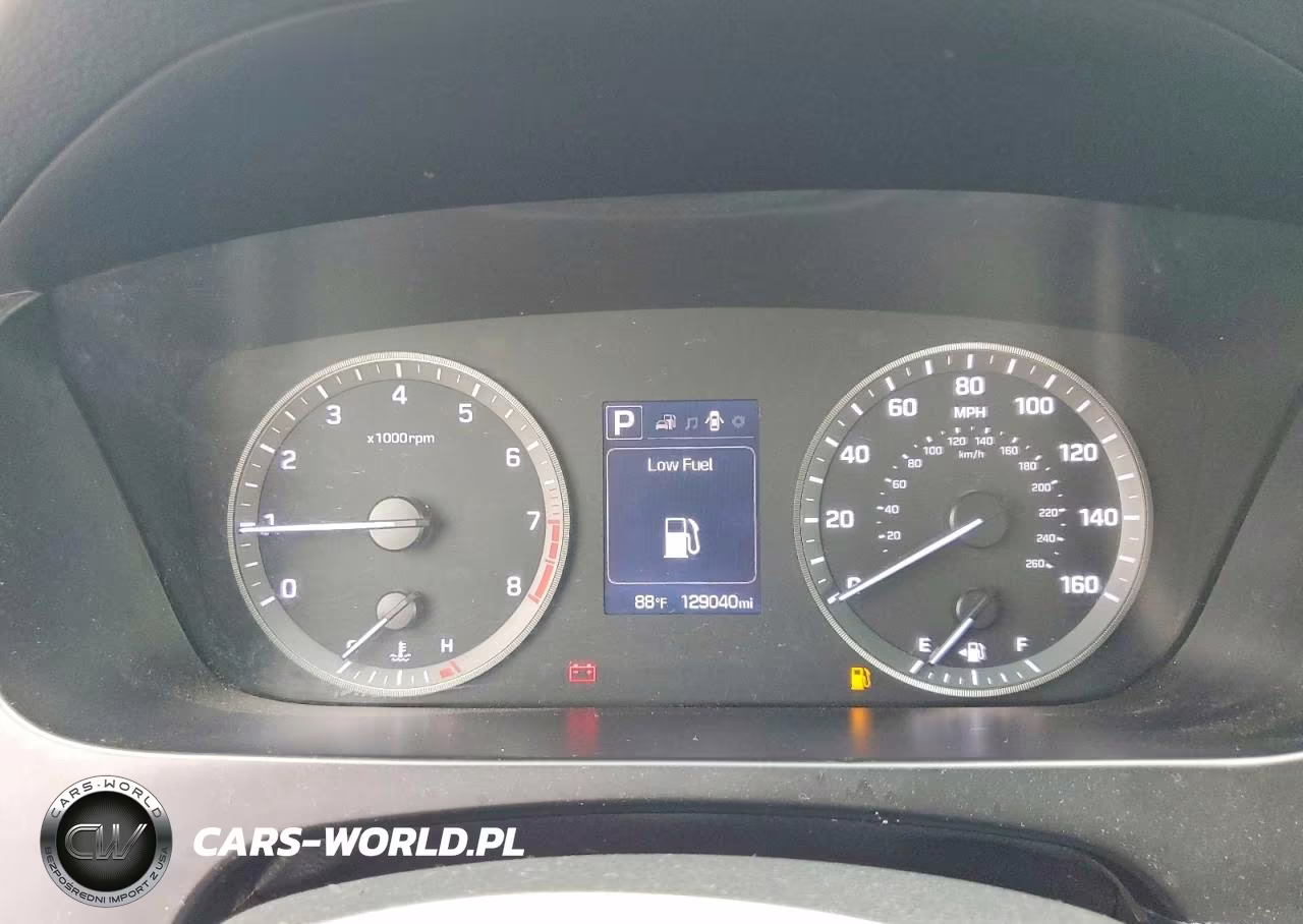 2015 Hyundai Sonata Sport VIN:5NPE34AFXFH254057 - 9